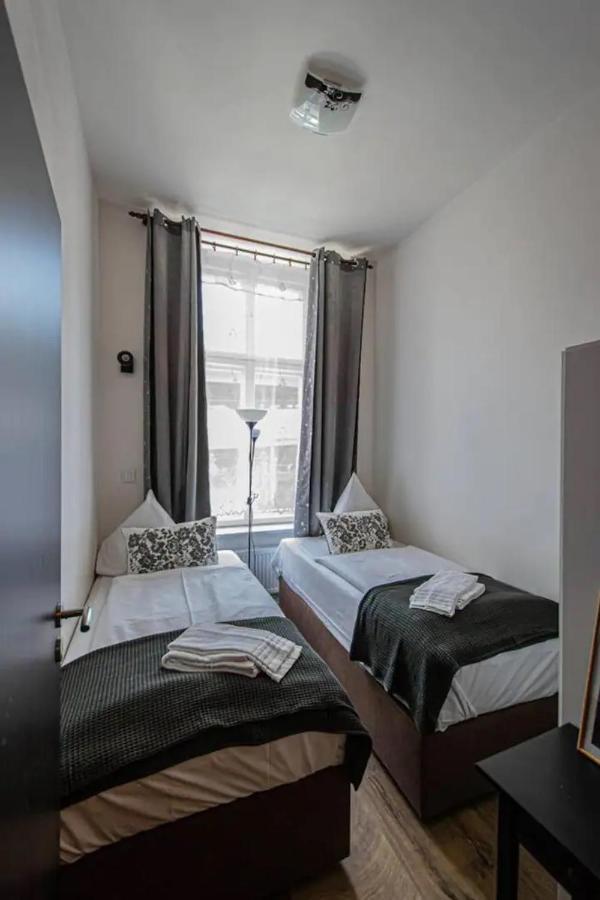 Cozy Homestay At Prague Main Station Exterior foto