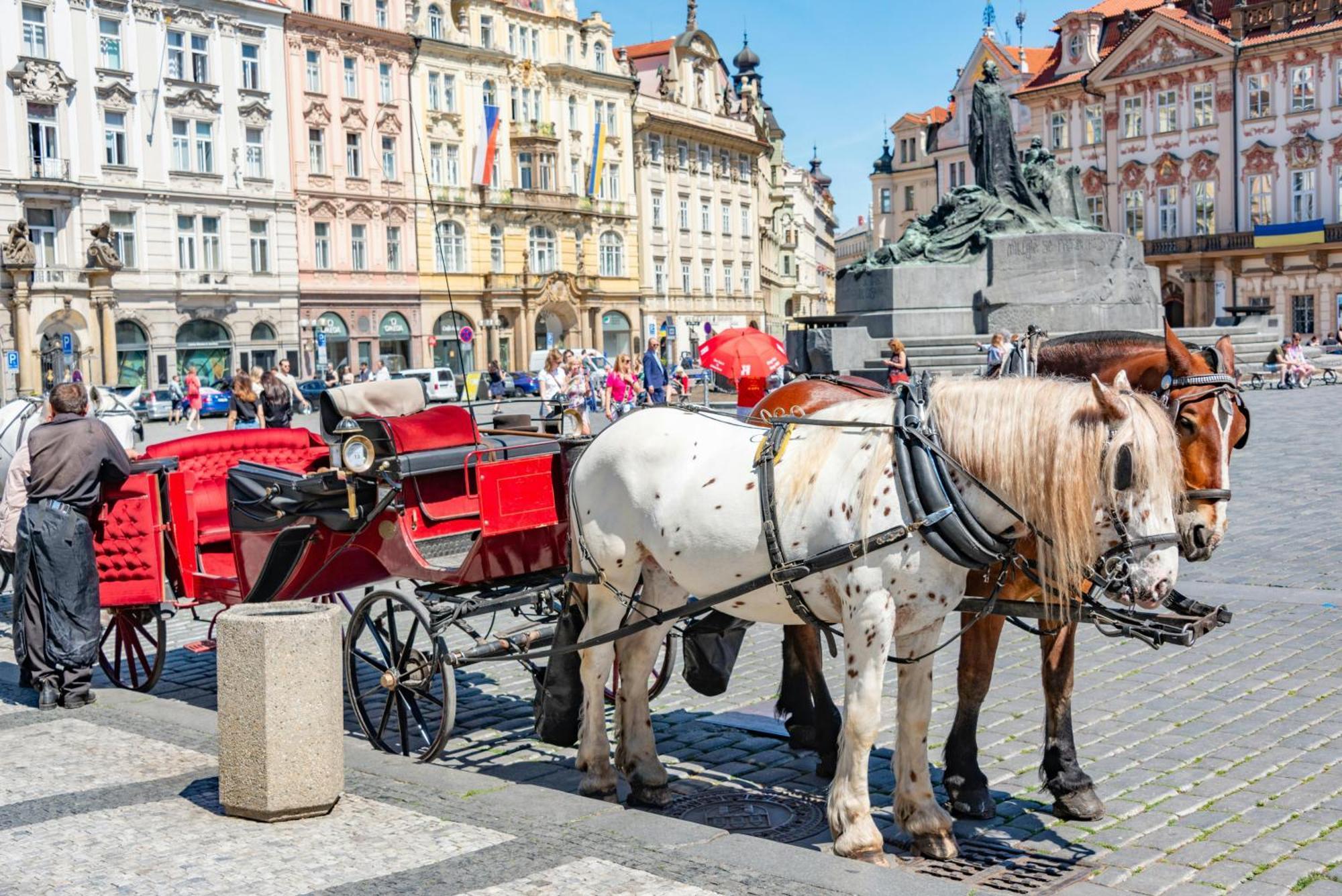 Cozy Homestay At Prague Main Station Exterior foto