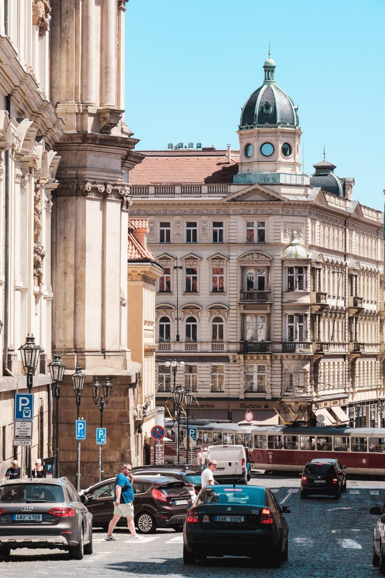 Cozy Homestay At Prague Main Station Exterior foto